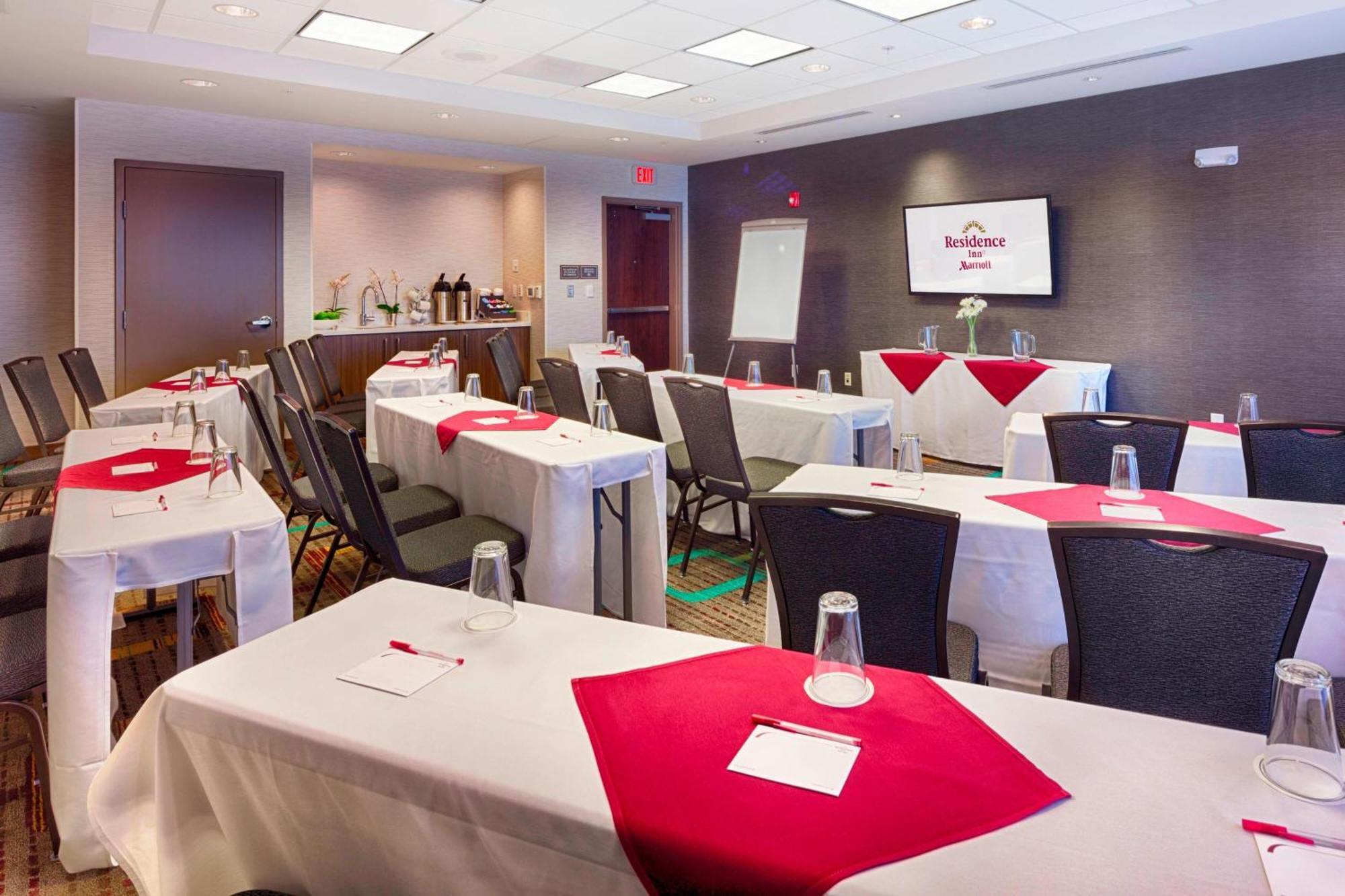 Residence Inn By Marriott Pullman Exterior photo