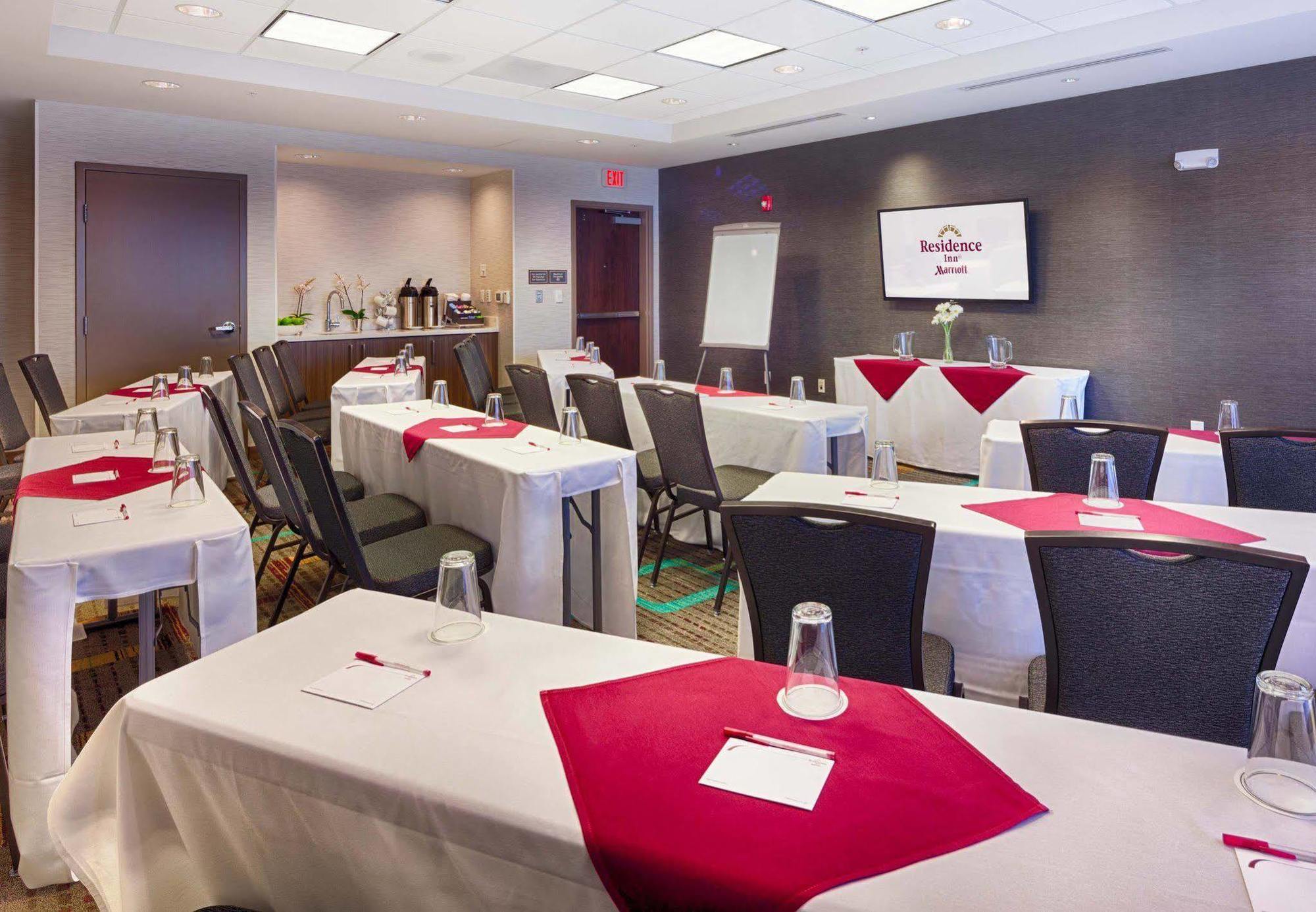 Residence Inn By Marriott Pullman Exterior photo